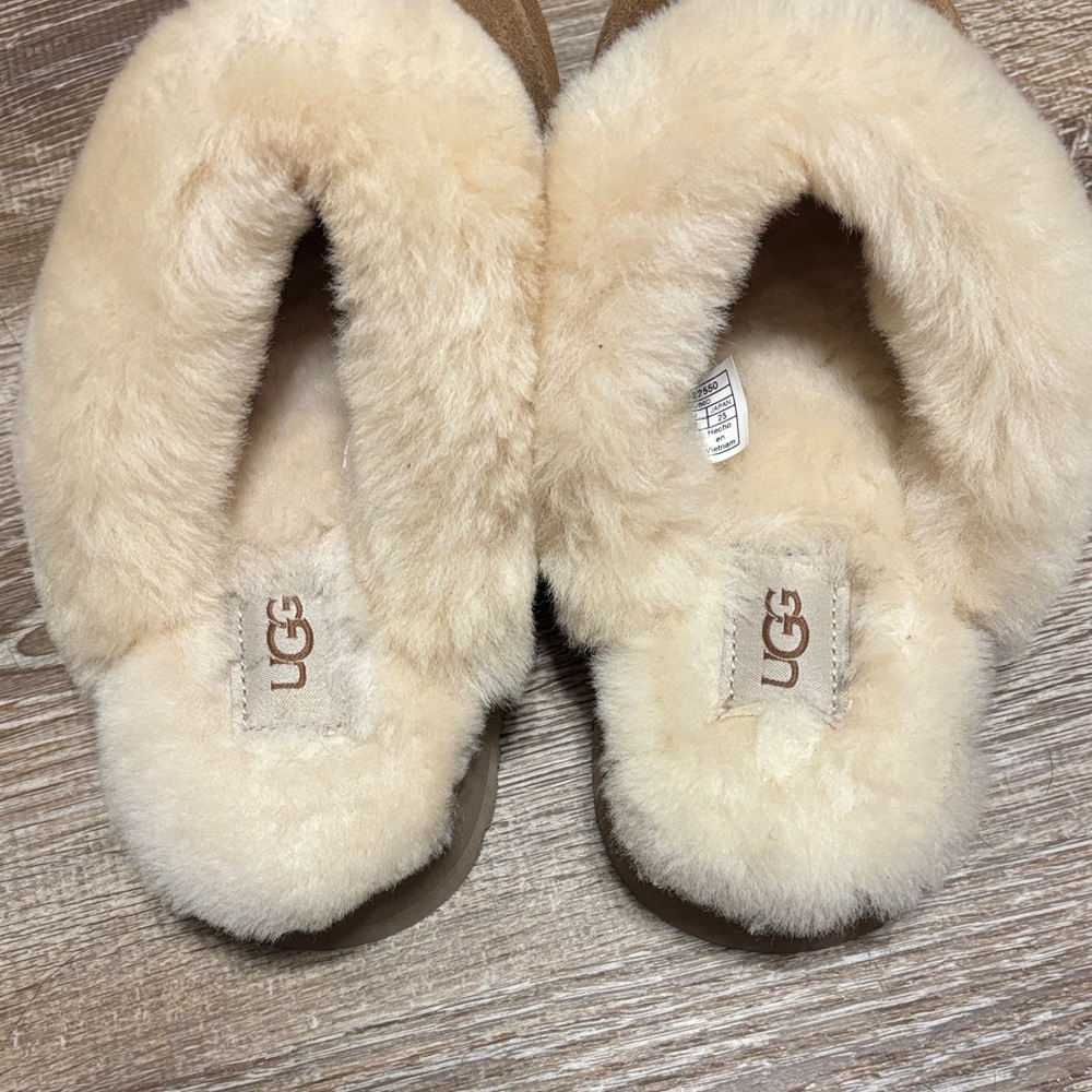 UGG Tan and Cream Women's Slippers - Picture 2 of 5